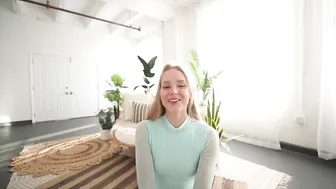 Caroline Zalog Melts Down: Wild Blonde Teen Come Dress Up With Me — Sin Censura