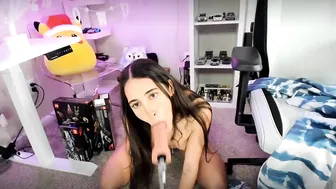 Izzy Green Blows Up: Sensacional Gamer Girl Live Stream Masturbation — HD Exclusive