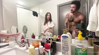 Lavynder Rain Gets Lit: Escandaloso Bathroom Amateur POV Sextape — HD Exclusive