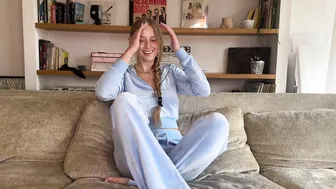 Littlepolishangel Explodes: Hardcore JOI Caught by Step-Sister — Full revealed Inside