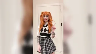 Hexx_Girl, Goth College Girl Shoving A Big Black Dildo Deep In Her Cunt