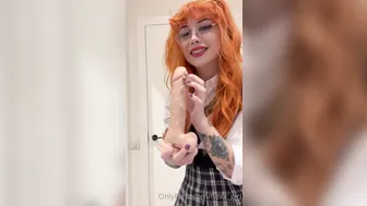 Hexx_Girl, Goth College Girl Shoving A Big Black Dildo Deep In Her Cunt