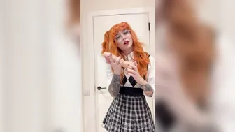 Hexx_Girl, Goth College Girl Shoving A Big Black Dildo Deep In Her Cunt