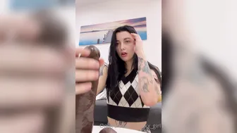 Hexx_Girl, Stroking A Huge Black Dildo