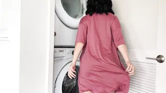 Funsized-Toy, Riding A Big Dildo In The Laundry Room