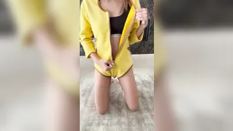 Madeofjade-Xo, Striptease From Her Pikachu Shirt