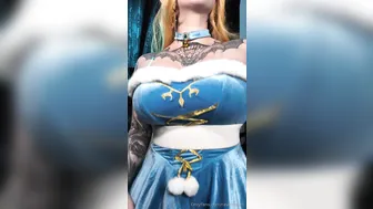 Ravengriim, Thick Snow Princess Teasing Her Hot Body