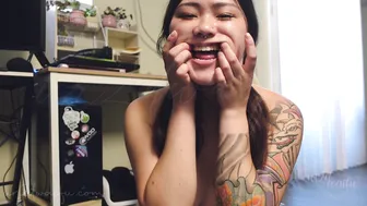 Ur2Dwaifu, Hot Chinese Camgirl Striptease And Riding A Dildo