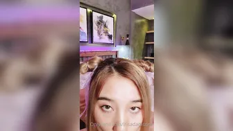 Irisadamsone, Finger Banging Her Wet Pussy With Legs Spread