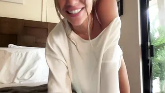Blondemauigirl, Hot Maui Supermodel Teasing Her Body In The Bedroom Ready To Fuck
