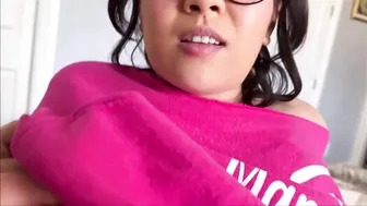 Glass Chick Nerd Fuck at bedroom Vagina Close up