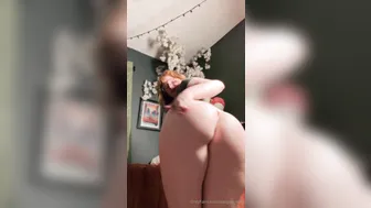 Aaliyah May, Thick Redhead Striptease At Home Until She’s Naked And Dripping