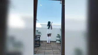 Jezzi.Xo, Dildo Masturbation In The Backyard In A White Dress Until She Soaks It