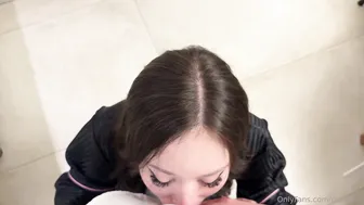 Mewslut, Punishing Her Naughty Girlfriend With An Explosive Facial All Over Her Face