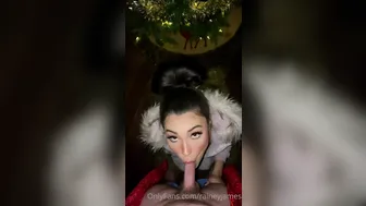 Rainey James, Christmas Blowjob And Swallow Until She Takes The Whole Load