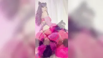 Rowsvee, Purple Hair Cat Girl Teasing Her Fat Ass Until It Jiggles