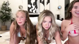 Autumnreed18, Three Blonde Bikini Babes Teasing Live Until They’re All Dripping