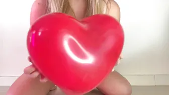 Iwantsheena, Popping Balloons In Tight Corset Lingerie Until Her Tits Spill Out