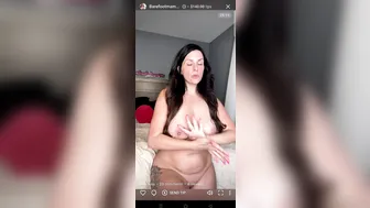 Snugglbugg, Milf Slut Dildo Masturbation Live Until She Cums On Stream