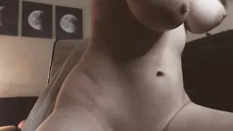 Delightfulhug, Masturbating With A Fat Dildo Live Until She Creams On Stream