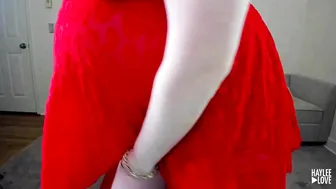 Haylee_Love, Pregnant Redhead Oiling Up Her Belly Live Until It Shines On Stream