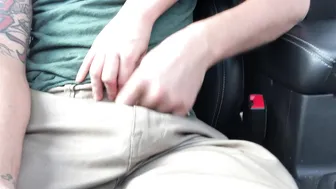Oliviaowens, Sucking Off A Lucky Fan In The Car Until He Covers Her Face