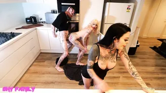Tigerbabex, Tattooed Free Use Slut Getting Fucked In The Kitchen Until He Uses Her Over The Counter