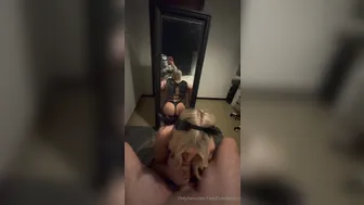 Uwucutedemon, Blonde Devil Girl Sucking For A Facial In Front Of The Mirror Until She Watches Herself Get Covered
