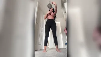 Kerry Louise, Big Titty Milf Fucking A Wall Dildo In The Shower Until The Water Runs Off Her