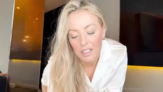 Bribriolivia, Blonde Milf Fucking Bwc In Silk Pajamas Until The Silk Sticks To Her