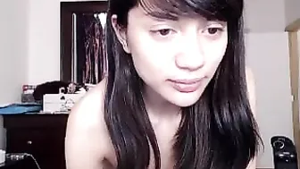 Delightfulhug, Rubbing Her Pussy And Playing With A Dildo Live Until She Creams
