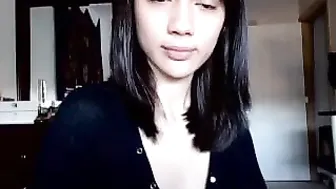 Delightfulhug, Finger Fucking Her Pussy In Front Of The Mirror Until She Watches Herself Cum
