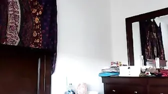 Delightfulhug, Finger Fucking Her Pussy In Front Of The Mirror Until She Watches Herself Cum