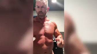 Muscle daddy