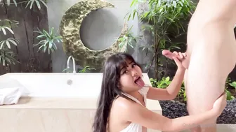 Halococo, Thick Asian Girlfriend Fucking In The Bathroom Until The Mirror Fogs