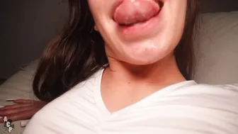 Queenofhell, Pawg Slut Getting Creampied By The Clown Until It Leaks Out Of The Costume