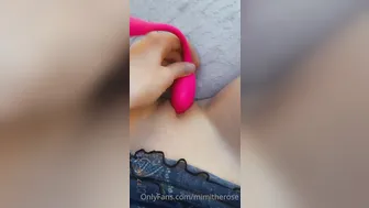 Xmimirose, Pink Vibrator Masturbation Out In Nature Until She Cums Outside