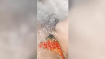 Xmimirose, Rubbing Her Pussy On The Jacuzzi Jets Until She Cums In The Water