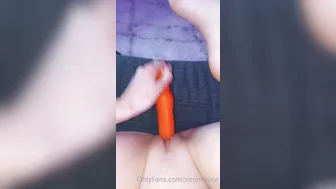 Xmimirose, Creamy Fucking A Red Dildo In Tight Close Up Until It Drips Off