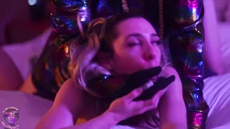 Queenofhell, Getting Fucked By A Monster Clown In The Disco Room Until The Lights Hit The Mess