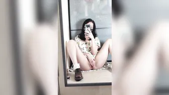 Anaimiya, Asian Girl Rubbing Her Pussy In The Mirror Until She Watches Herself Cum