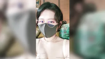 Anaimiya, Short Hair Asian Girl Pushing In A Buttplug Until It Disappears