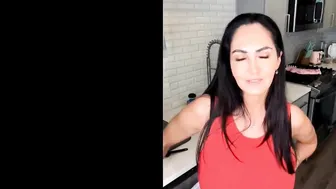 Ava Addams, Hot Milf Riding A Dildo In The Bedroom Until She Creams On The Sheets