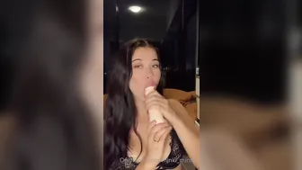 Minki_Minna, Jerking Off A Fat White Dildo Until It’s Soaking Wet