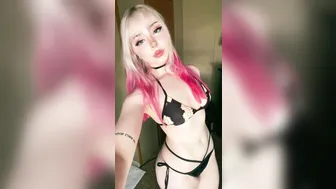 Pockycats, Sexy TikTok Girl Teasing In Cosplay Until The Outfit Comes Off