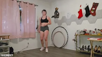 Tigger Rosey, Working Out And Getting Sweaty With You Until The Clothes Come Off