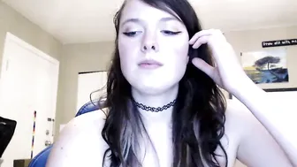 Tigger Rosey, Playing With A Hula Hoop Topless Live Until Her Tits Bounce On Stream