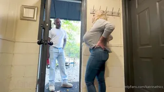 Katrina Thicc, Fucking The Bbc Plumber Until The Job Goes Unfinished