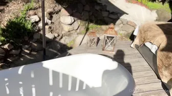 Emjayplays, Dildo Masturbation In The Outdoor Bathtub Onlyfans Video Leaked