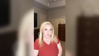 Katrina Thicc, Thick Blonde Milf Titty Play Livestream Until They Bounce On Stream